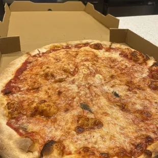 16 inch cheese pizza