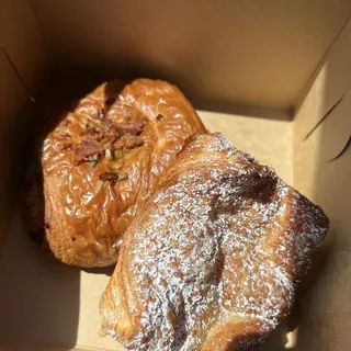 Bacon & Onion Croissant