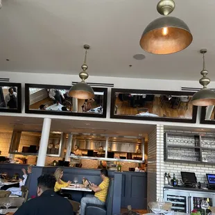 Kitchen &amp; Dining room