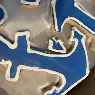 blue and white decorated cookies