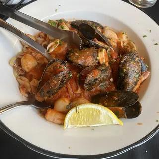 Linguine Frutti di Mare