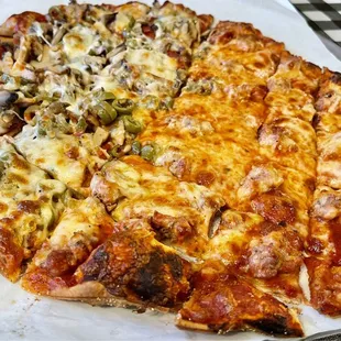 1/2 Cheese, Papperoni, Mushroom &amp; Green Olive + 1/2 Cheese &amp; Sausage Pizza