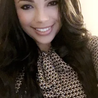 Kat V.