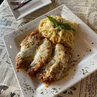 Chicken Parmigiana Chef Specialty