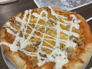 Carlo’s Pizza and More