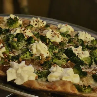 Broccoli ricotta thin crust Chicago tavern style