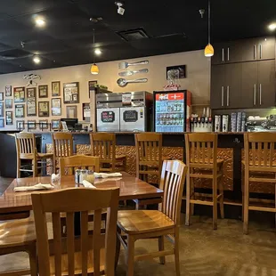 ramen and noodles, interior
