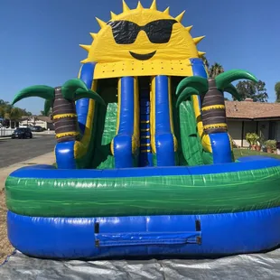 20 feet high waterslide