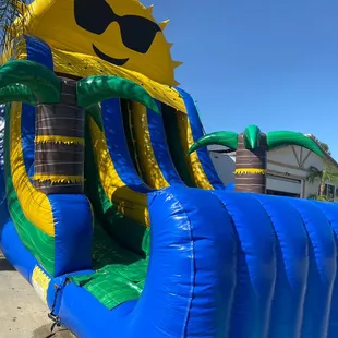 Double lane slide 20 feet high