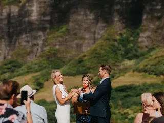 Hawaii Affordable DJ & Karaoke