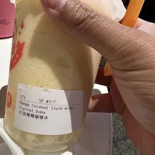 Mango Coconut Slush with crystal boba()