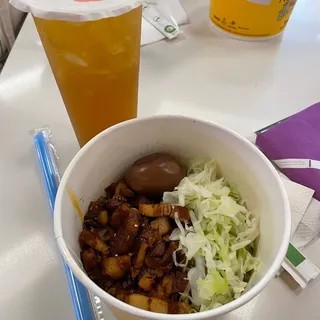 Braised Pork Noodles ()