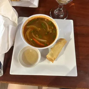 Lunch special: 1 Spring Roll and 1 Tom Yum Soup  + 1 entree.