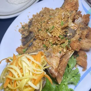 Pla Tod Khua Prik Kluer