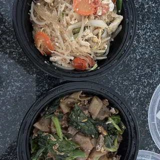 L8. Pad See-Ew Lunch Special