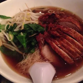 F4. Noodies Duck Noodle Soup