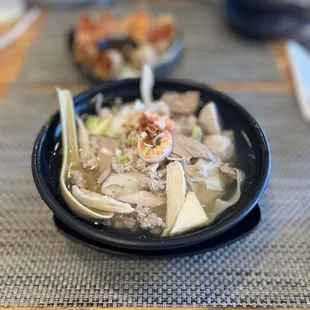 21. Hi Tieu Trieu Chau