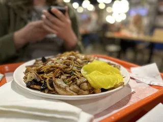 Paik’s Noodle