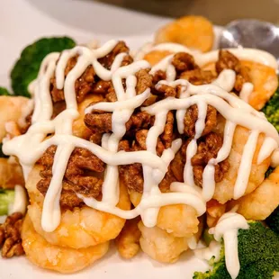 Honey walnut shrimp