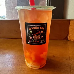 Strawberry Green Tea with Rainbow jelly