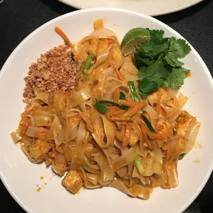 Peanut noodles with tofu