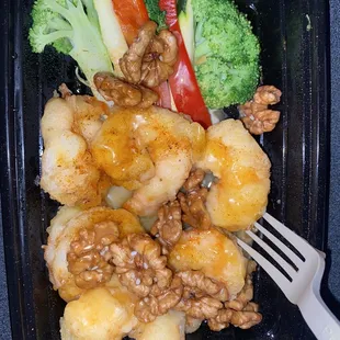 Honey walnut shrimp