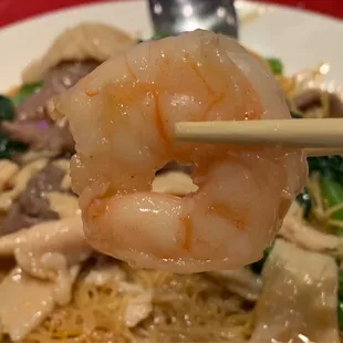 1of 3 shrimp in our House combo chow mein. Also found 2 slices of char siu ... dish was ok