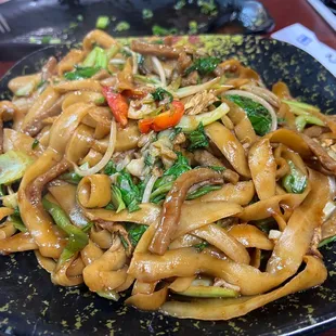 Stir fried shaved noodle