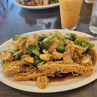 Crispy Noodles with Tofu
