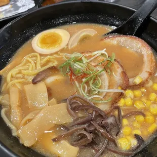 noodles, noodle soup, ramen, ramen and noodles, food, noodle dish