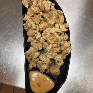 bbq chicken, fried chicken wings, food, poultry, chicken, fried chicken, bbq wings, chicken wings, chicken wings and fried chicken