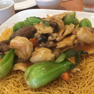 Triple Delight Pan Fried Noodle