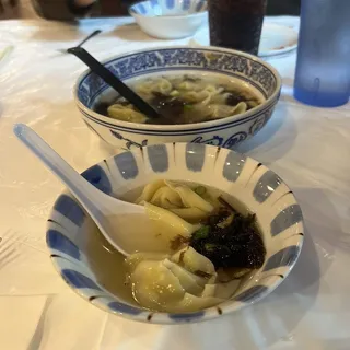 8 Pieces Wonton Soup