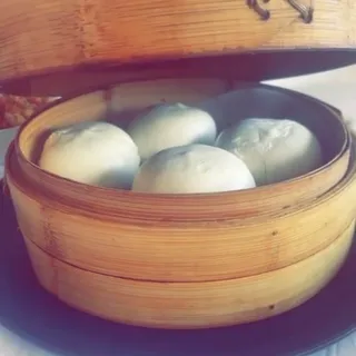 Steamed Creamy Custard Bao