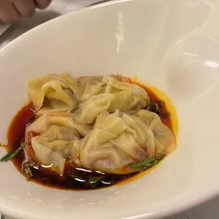 8 Piece Red Dumplings