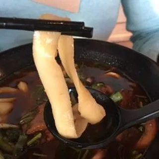 B7. Shanxi Knife Sliced Noodle Soup