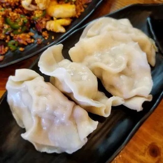 A11. Pork Shrimp with Leek Dumpling (4)