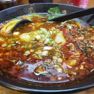 B3. Hot & Spicy Noodle