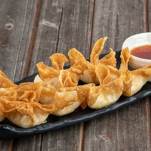 CRISPY FRIED CHEESE WONTON