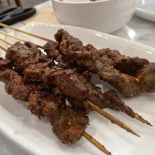 B3. Beef Skewers