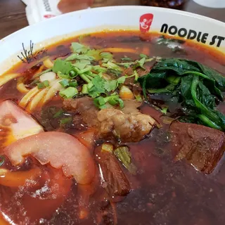 Spicy Beef Noodle