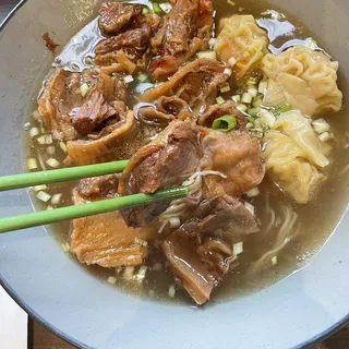 B5. Stewed Beef Brisket with Wonton Noodle Soup