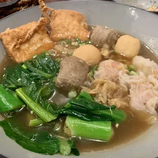 B14. Combination Noodle Soup