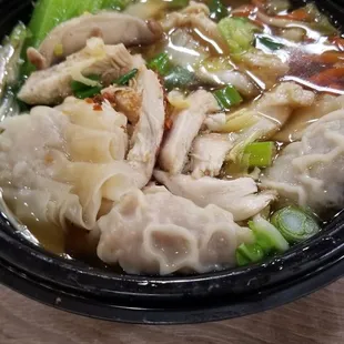 Chicken wonton soup