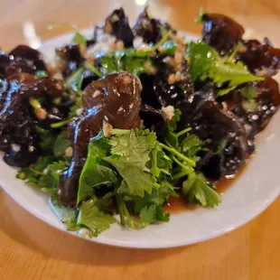 Black fungus salad