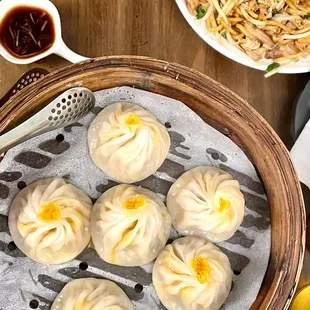 Steam Crab Meat Soup Dumplings fried noodle