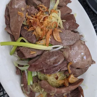 2. Steam Pork Liver and Kidney with Scallion and Ginger