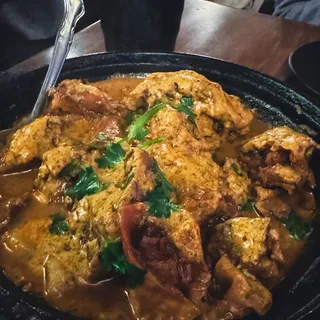 4. Braised Beef Brisket and Steamed Rice with Curry in Hotpot