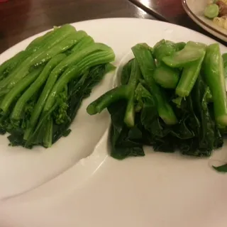 2. Yau Choy with Oyster Sauce