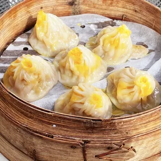 124. Steam Crab Meat and Pork Soup Dumplings
